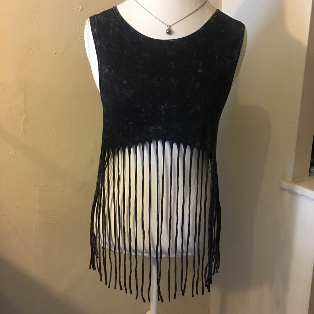 Fringed Sleeveless crop top